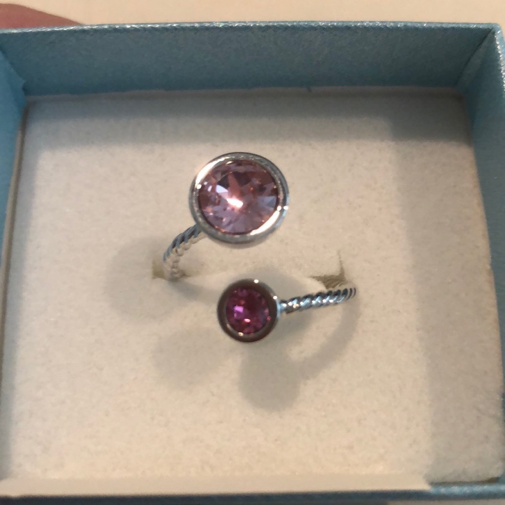 TOUCHSTONE CRYSTAL BY SWAROVSKI CURLED UP RING